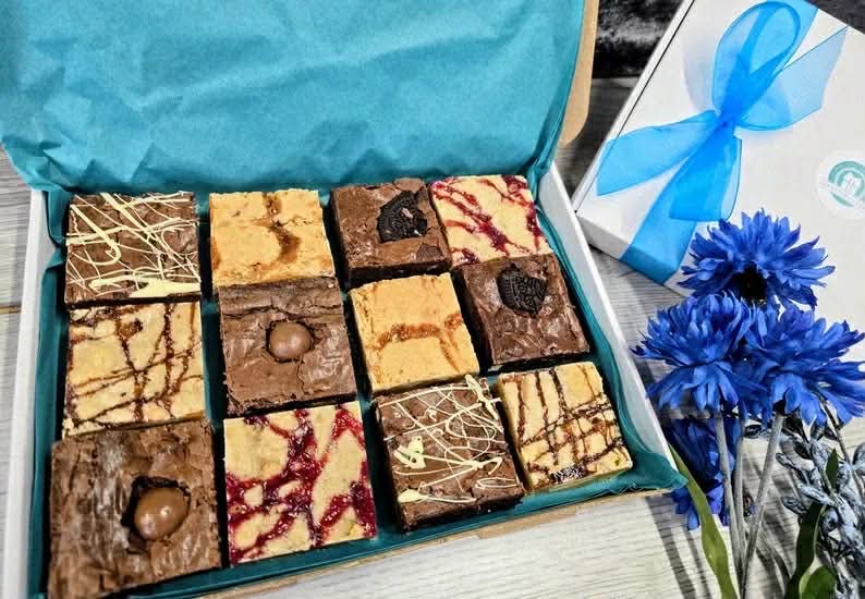 Luxury Loaded Brownie Blondie Box of 6 mix