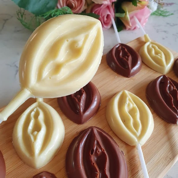 Individual Rude Vagina Chocolate Lolly