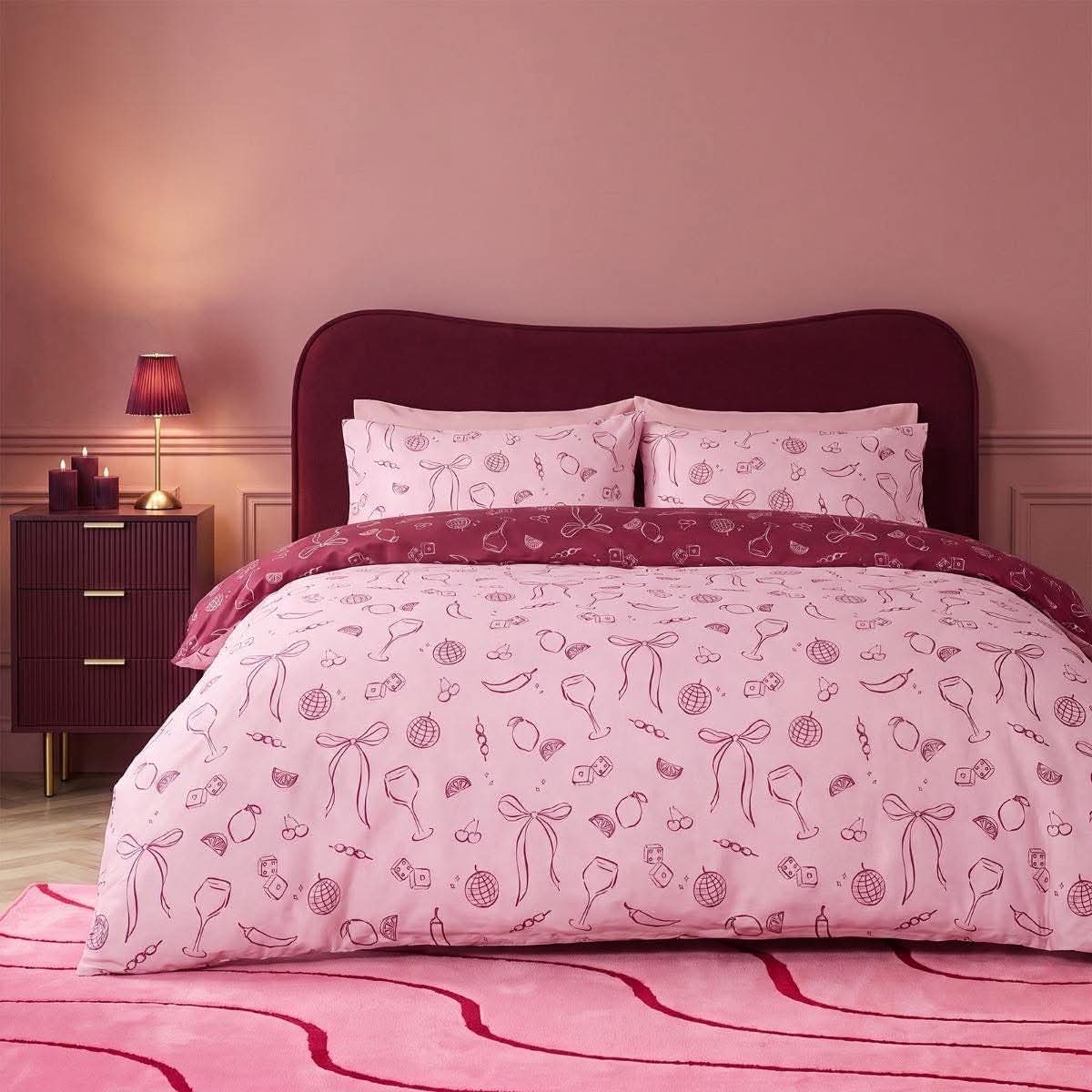 Sketch Print Reversible Duvet Cover Set Pre-Order Dispatched 5th October