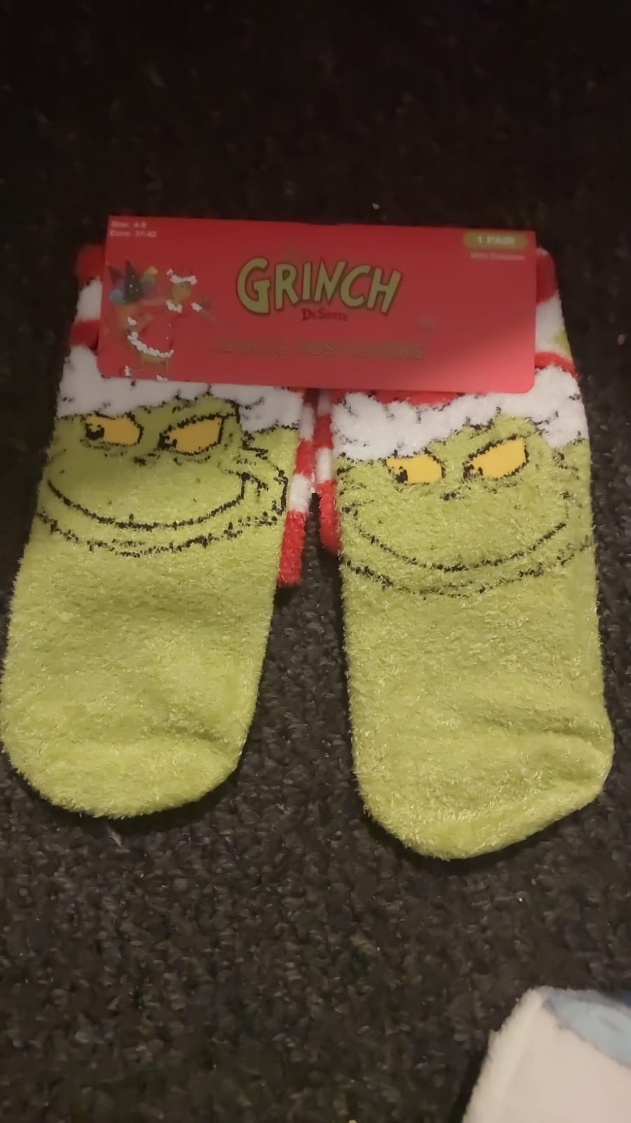 OFFICIAL THE GRINCH LADIES SINGLE PAIR COSY SOCKS WITH GRIPPER