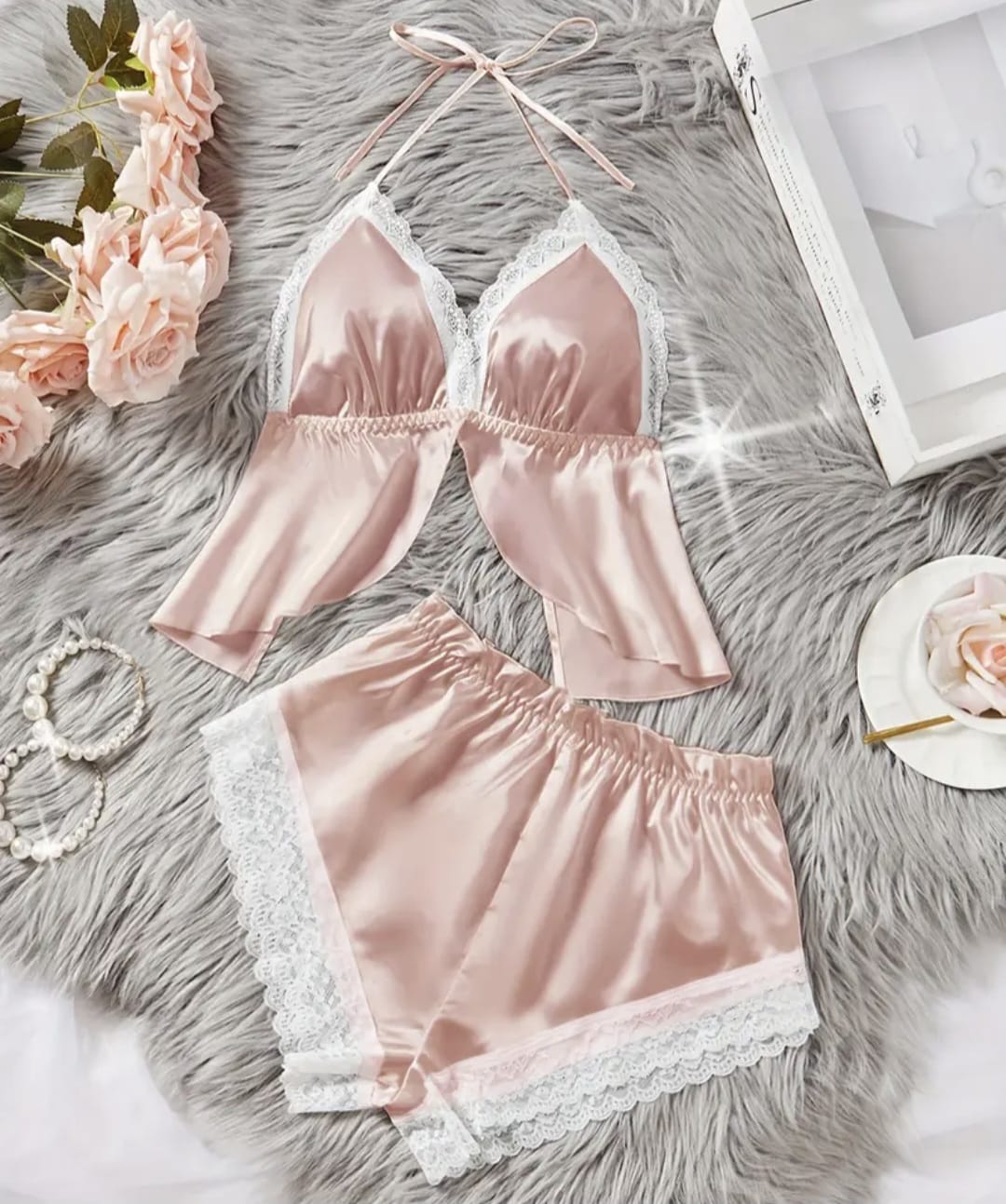 Women's Lace Trimmed Pyjamas Set