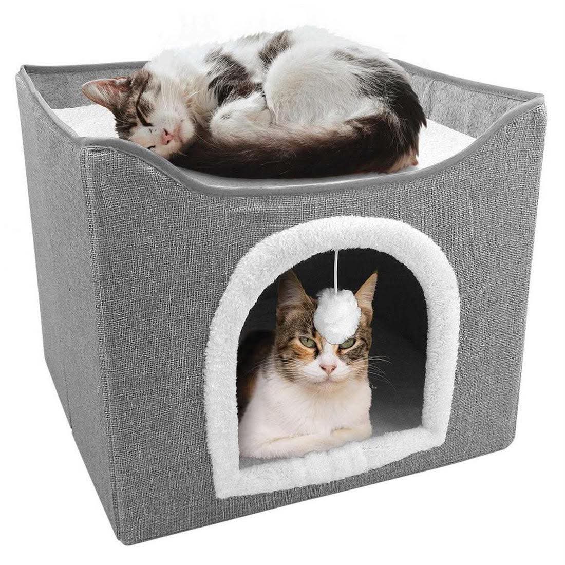 Single cat house deluxe