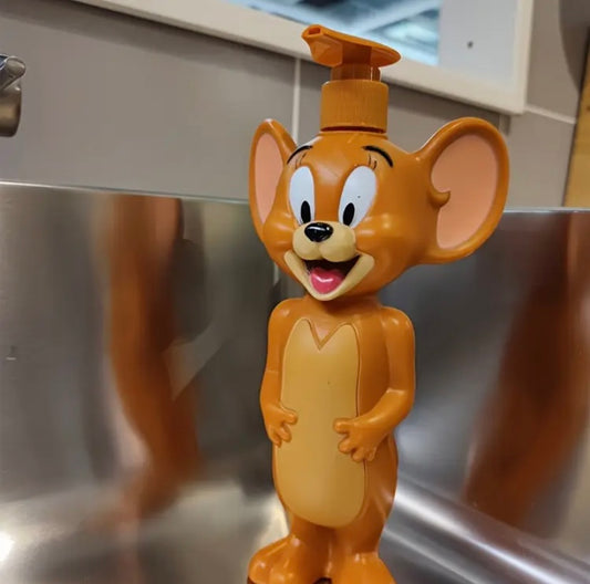 Tom and Jerry shower gel dispenser