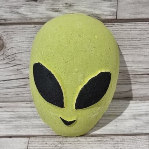 Area 51 Alien Bath Bomb