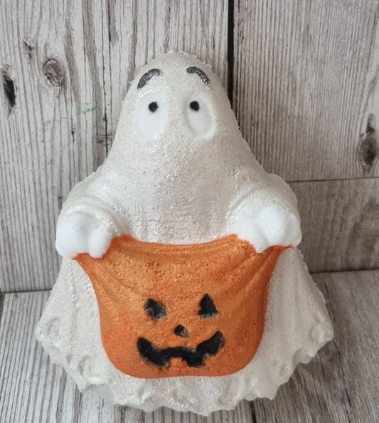 Trick or Treat Ghost Bath Bomb