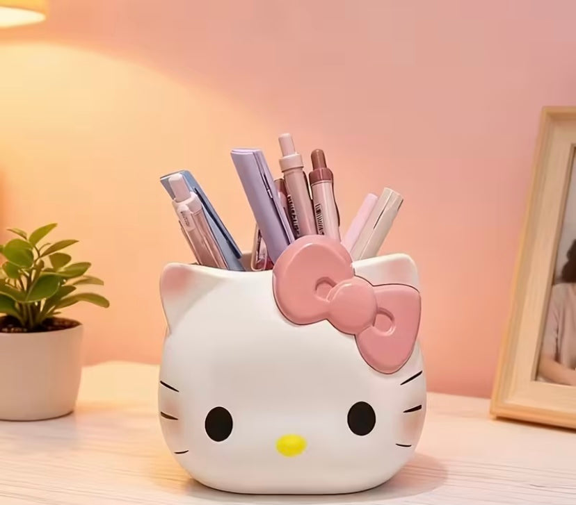 Hello kitty holder