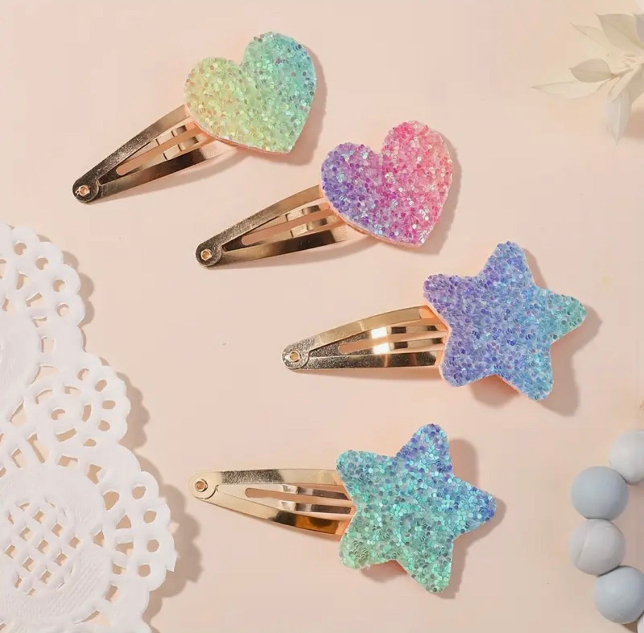 16 pack of star & heart hair clips