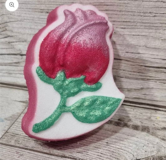 Red Rose'Bath Bomb