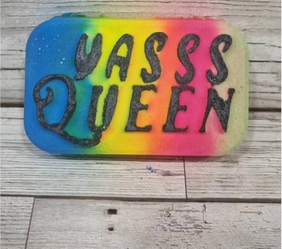 Yasss Queen Bath Bomb