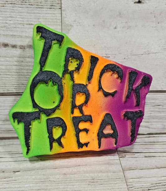 Trick or Treat MEGA Bath Bomb