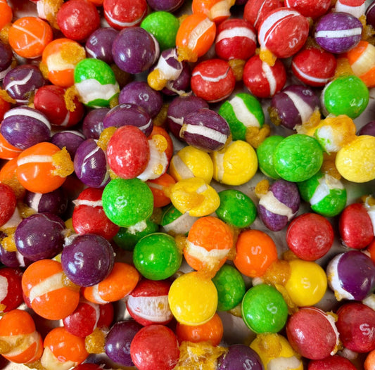 Freeze dried giant gooey rainbow crunch