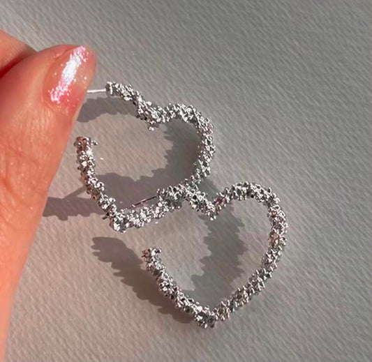 A Pair of Simple Shattered Heart Earrings