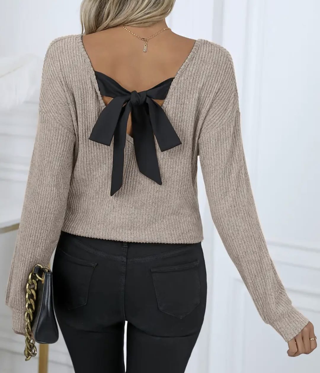 Long Sleeve Top with Back Bow