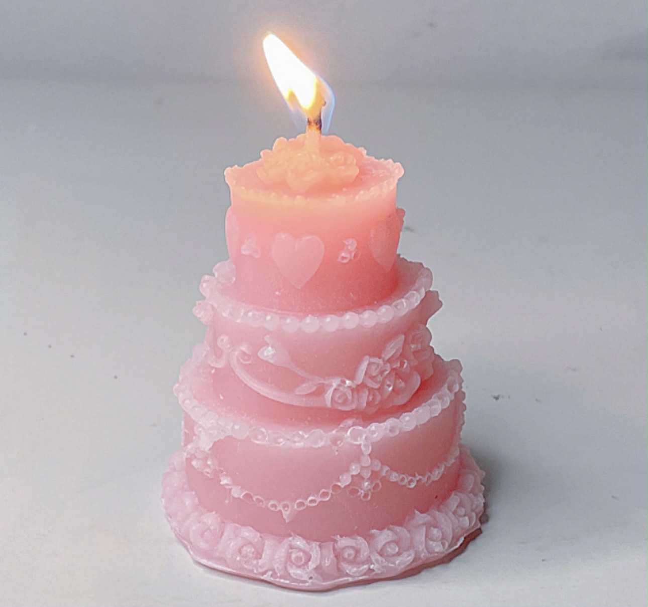 Delicate Cake Scented Candle