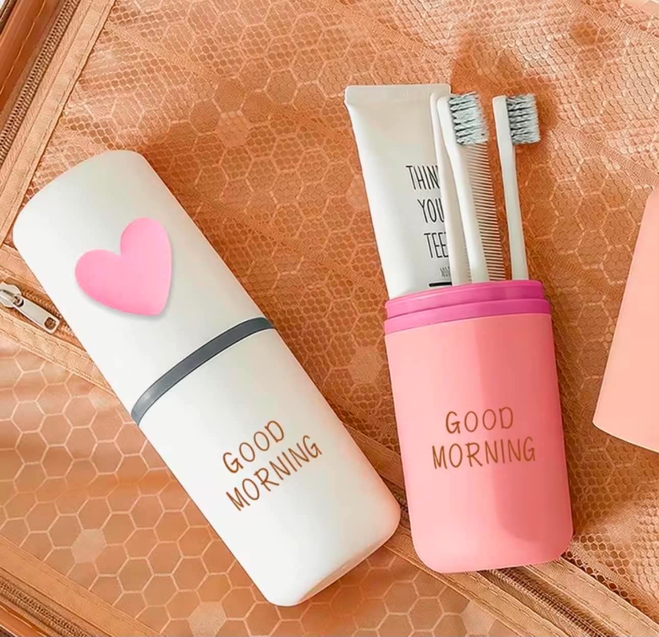 1pc Pink 3D Heart Pattern Travel Toothbrush Case