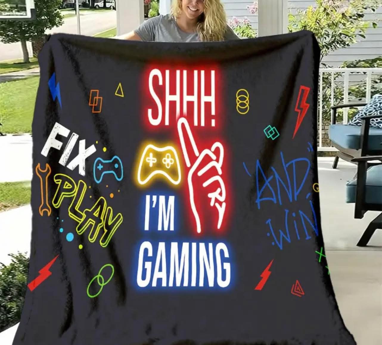 Gaming blanket