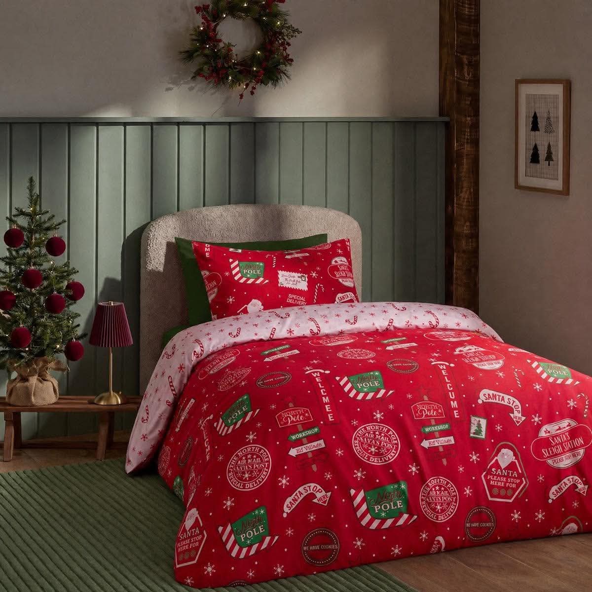 Santa stop here slogan reversible duvet cover set single - red/white