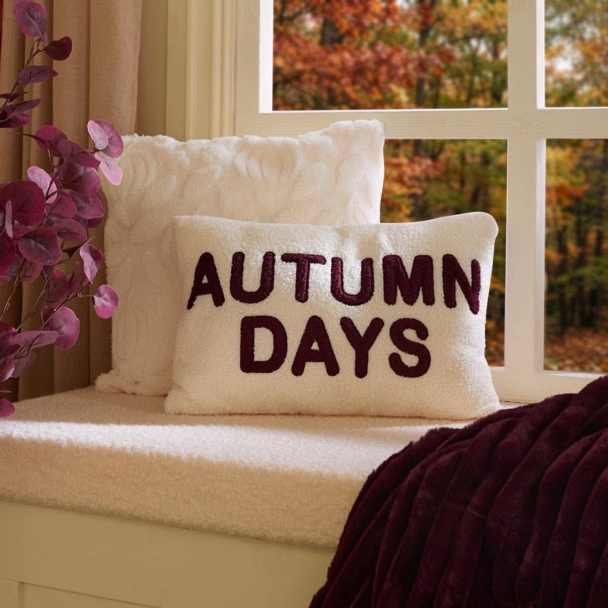 Autumn days slogan cushion - cream/burgundy