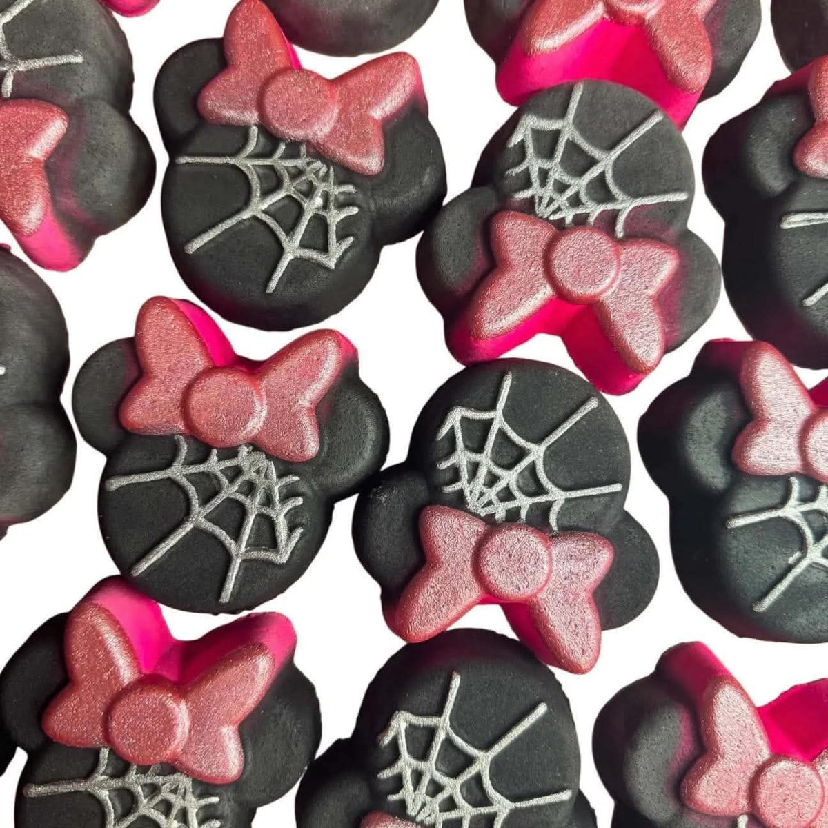 Mrs Mouse web bath bomb